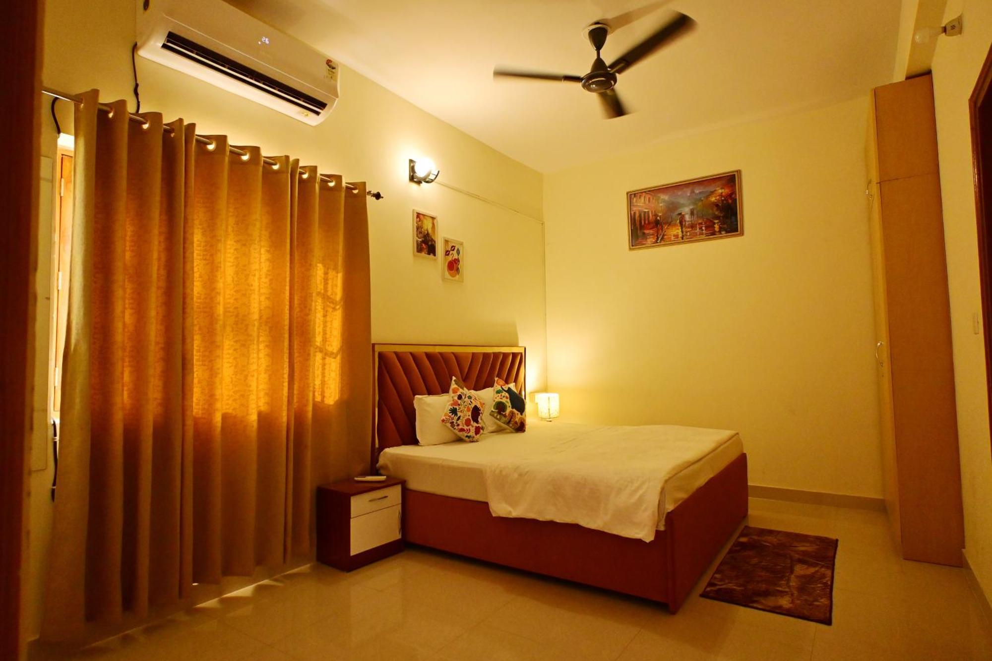Zoomstay - 3Bhk Apartments Varanasi Exterior photo