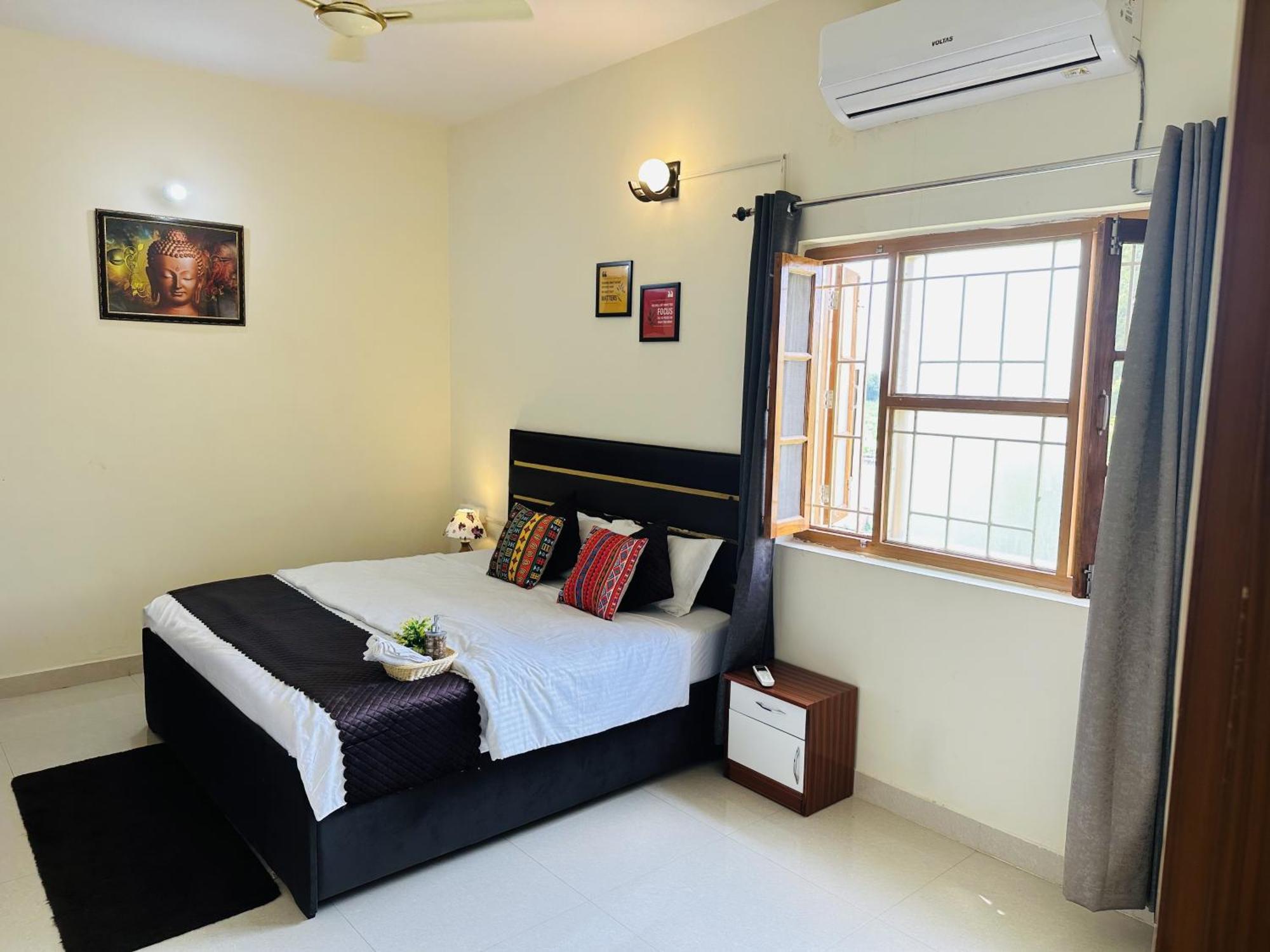 Zoomstay - 3Bhk Apartments Varanasi Exterior photo